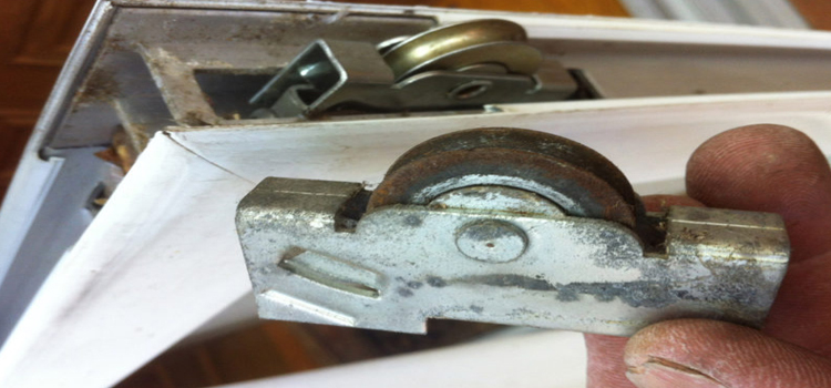 screen door roller repair in Tamalpais-Homestead Valley